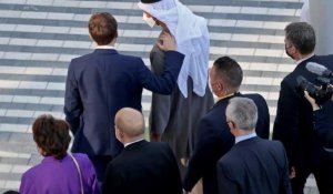 Commerce et diplomatie au menu de la visite d'Emmanuel Macron dans le Golfe