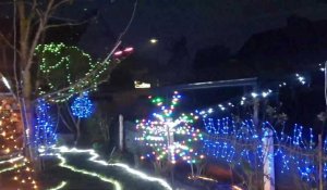 Maison de Noël illuminée quartier du Ramponneau, à Fécamp