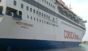 Marseille: un ferry transformé en hôtel flottant pour réfugiés ukrainiens