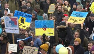 Ukraine: nouvelles manifestations pour la paix dans plusieurs villes occidentales
