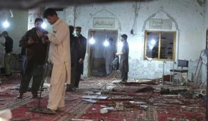 Pakistan: au moins une cinquantaine de morts dans un attentat contre une mosquée de Peshawar