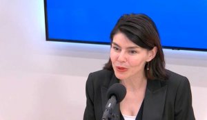 La ministre Valérie Glatigny en interview dans le studio de Sudinfo