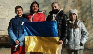 Des Ukrainiens en exil trouvent refuge sur le sol français