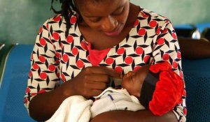 Etre enceinte ou avoir ses règles: un défi de plus pour les réfugiées camerounaises