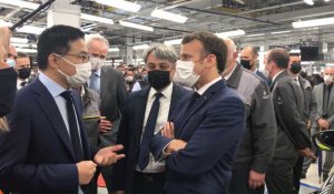 A Douai, le président Emmanuel Macron officialise la création d'une usine de batteries électriques : un millier d'emplois à la clé