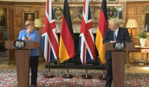 Euro et Covid-19: Merkel "préoccupée" par la foule pour les phases finales