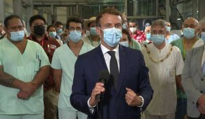 Macron lance sa visite en Polynésie par un appel à la vaccination