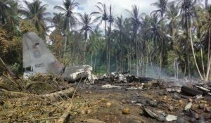 Crash d'un avion militaire aux Philippines : au moins 29 victimes