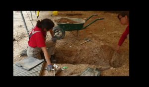 Arras : visite du chantier de fouilles archéologiques où avait été découvert le sarcophage de plomb
