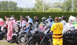 Rassemblement de motos au profit de l'association Point rose Maëlycorne à Amiens
