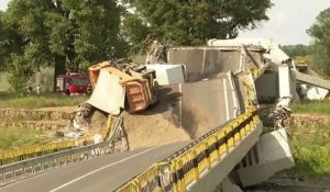 Roumanie : effondrement d'un pont