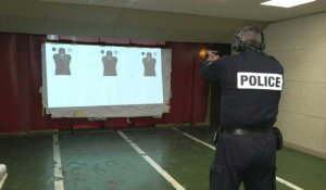 Usage des armes par la police: la formation, mise en cause, met l'accent sur "le discernement"