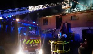 Un incendie ravage une maison à Pas-en-Artois