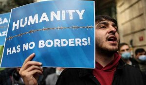 Les "expulsions violentes et illégales de migrants" doivent cesser, avertit la Commission européenne