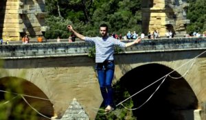 Nîmes : La traversée sur un fil de Nathan Paulin au Pont du Gard