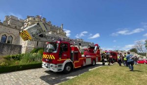 Au château d'Hardelot, un impressionnant exercice mené par les sapeurs-pompiers