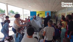 VIDÉO. Baby-foot offert par Presse Océan à l'école  des Châtaigniers : les cris de joie des enfants