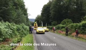 La caravane du Tour de France passe dans la côte des Mazures le 7 juillet 2022