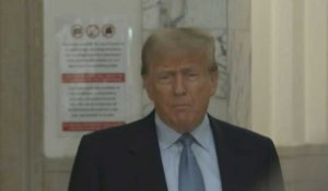 Donald Trump arrive au tribunal pour son procès civil pour fraude