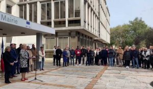 Arras : une minute de silence et une Marseillaise à la mairie