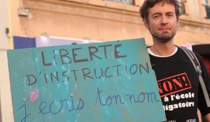 France: la loi anti-séparatisme ravive les tensions sur l'instruction en famille