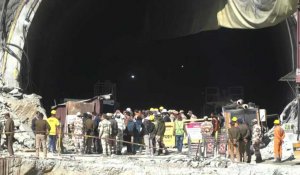 Inde: les secouristes "parfaitement préparés" près du tunnel où sont piégés 41 ouvriers