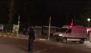 Israël : cris de joie au passage d'ambulances transportant des otages libérés
