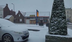 Auchel : le centre ville est recouvert d'une belle couche de neige