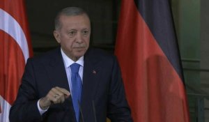 Erdogan affirme à Berlin être un leader dans la lutte contre l'antisémitisme