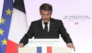 Macron veut mener "à son terme" l'élargissement du champ du référendum