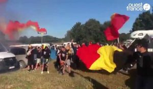 Motocross des Nations à Ernée : sur le camping, les spectateurs font monter l'ambiance