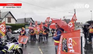 VIDÉO. Les syndicats manifestent à l’arrivée de la ministre Carole Grandjean, à Lisieux