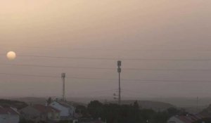 Timelapse du coucher de soleil sur le nord de Gaza au troisième jour de trêve