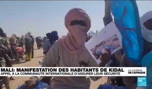 Mali : manifestation des habitants de Kidal appelant à l'aide la communauté internationale