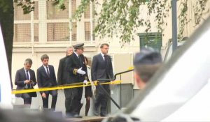 Arrivée de Macron au lycée d'Arras après l'attaque au couteau