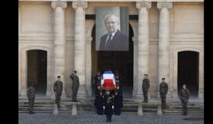 Macron salue la mémoire de Jacques Delors qui a "réconcilié l'Europe avec son avenir"
