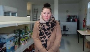 A Etaples-sur-Mer, Mélanie Ledoux présente le fonctionnement de la nouvelle épicerie solidaire.