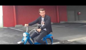 Emmanuel Macron : son sosie qui fait le buzz prêt à "en chier" (vidéo) 