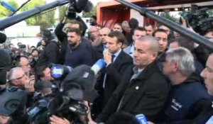 Whirlpool : Macron accueilli par des sifflets