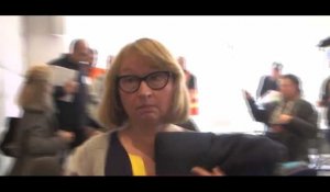 Zap midi 27 avril : Marine Le Pen à Whirlpool : une déléguée syndicale en colère (vidéo)
