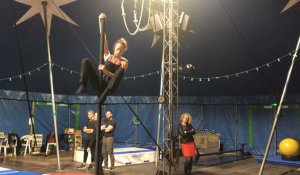 Un stage de cirque pour découvrir le mât chinois 