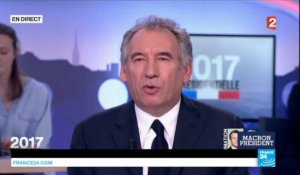 élu président : "La France envoie au monde un message incroyable d'espoir", assure Bayrou