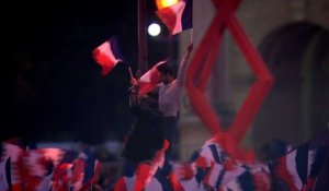 Macron se rend au Louvre où ses partisans l'attendent