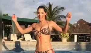 Cette vidéo au ralenti d'Iris Mittenaere, Miss Univers, en vacances est une belle carte postale
