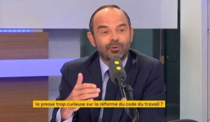 Édouard Philippe recadre François Bayrou après son coup de téléphone à Radio France
