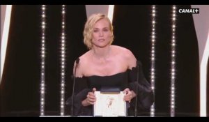 Festival de Cannes 2017 : Diane Kruger récompensée, elle rend hommage aux victimes attentats (Vidéo)
