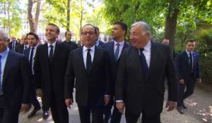 Hollande et Macron commémorent la Journée de l'esclavage