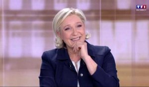 Emmanuel Macron attaque Marine Le Pen sur ses "affaires"