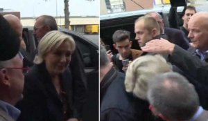 Les images de Marine Le Pen, accueillie par des jets d'oeufs en Bretagne