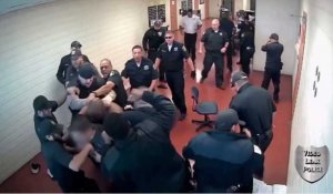 Un prisonnier américain se bat avec 19 gardiens ! (vidéo)